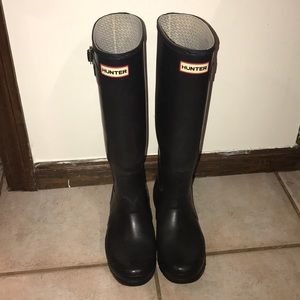 Hunter boots matte black size 8